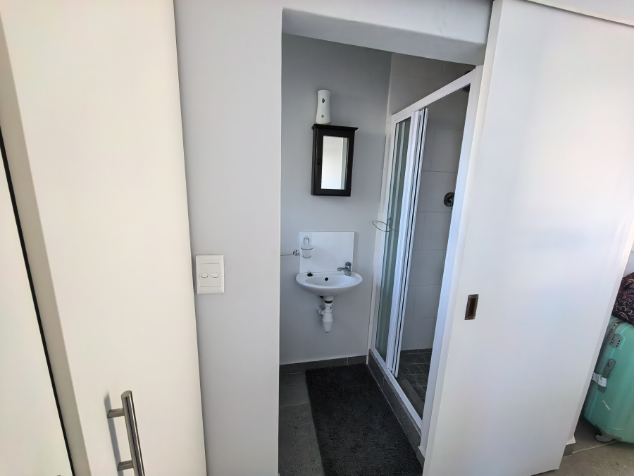 To Let 1 Bedroom Property for Rent in Beachfront Western Cape